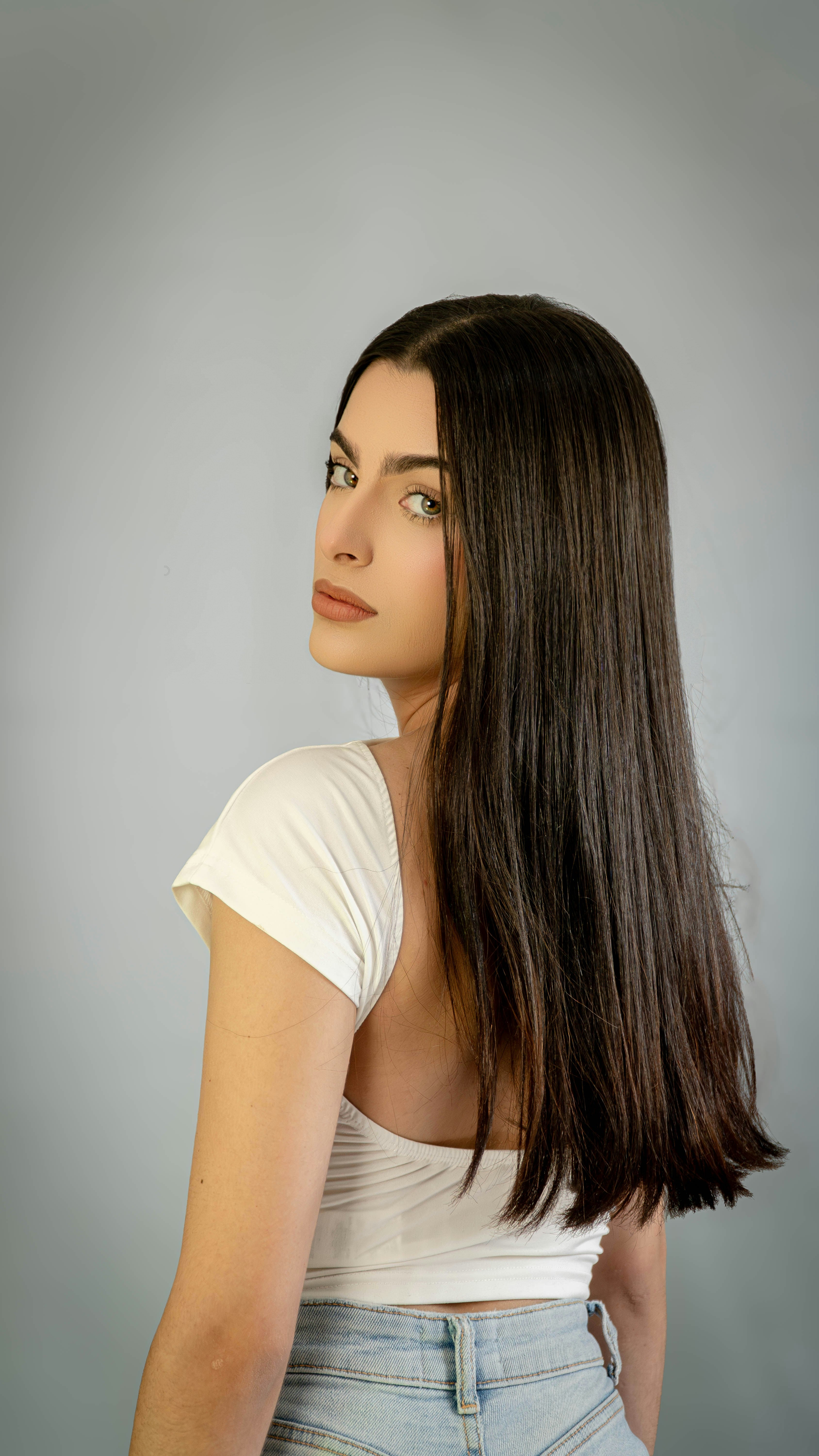 Nova 22" Brown Clip-In Synthetic Hair Extensions – 7 Piece Straight Set